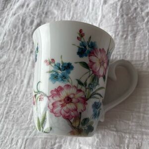 Floral Art Porcelain Mug Lisa Audit design